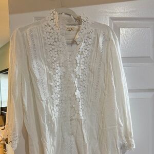 POL White Floral Lace Boho Blouse